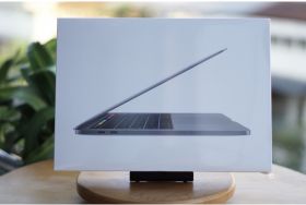 Macbook Pro 15 inch 2019 Gray (MV912) 2.3 i9 / 16G/ 512G - Newseal
